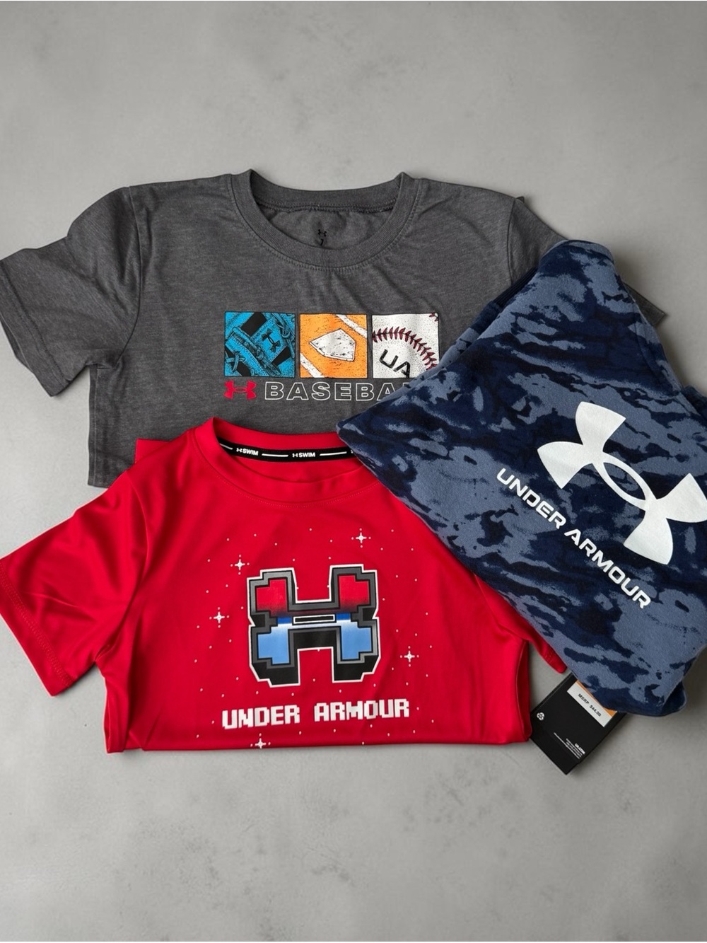 Lot Size 7 Boys Under Armour Kids' Sweatshirt and Short Sleeve Shirts